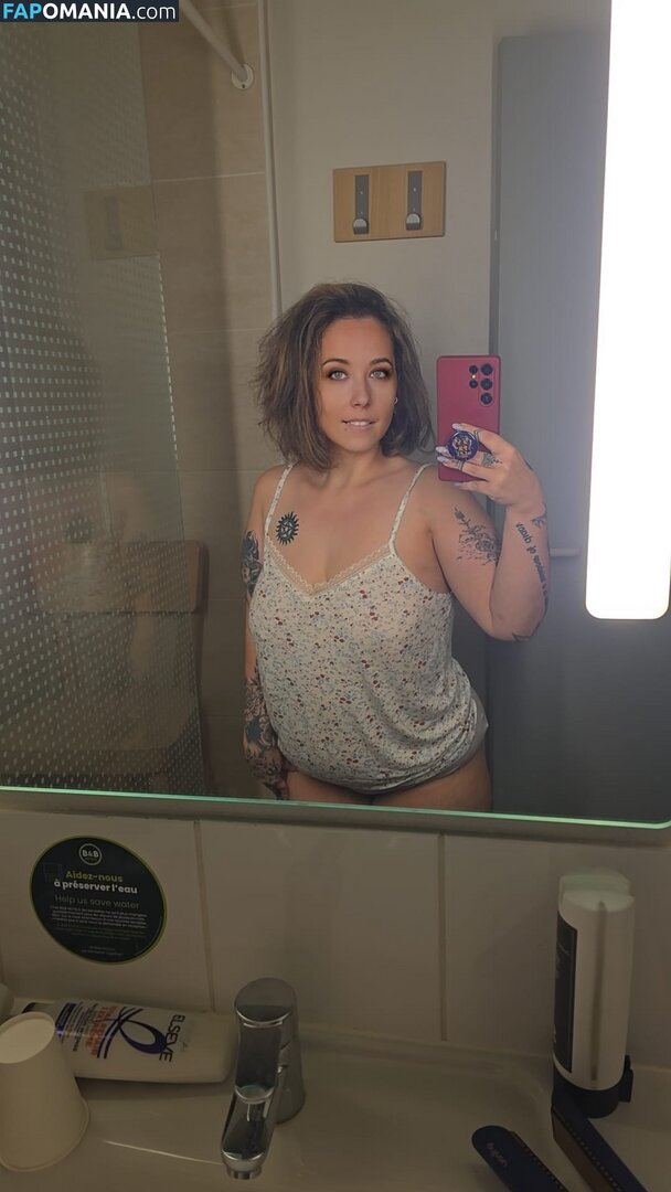 lariarussell / ryanfirst1 Nud OnlyFans  Fotografie scursă #14