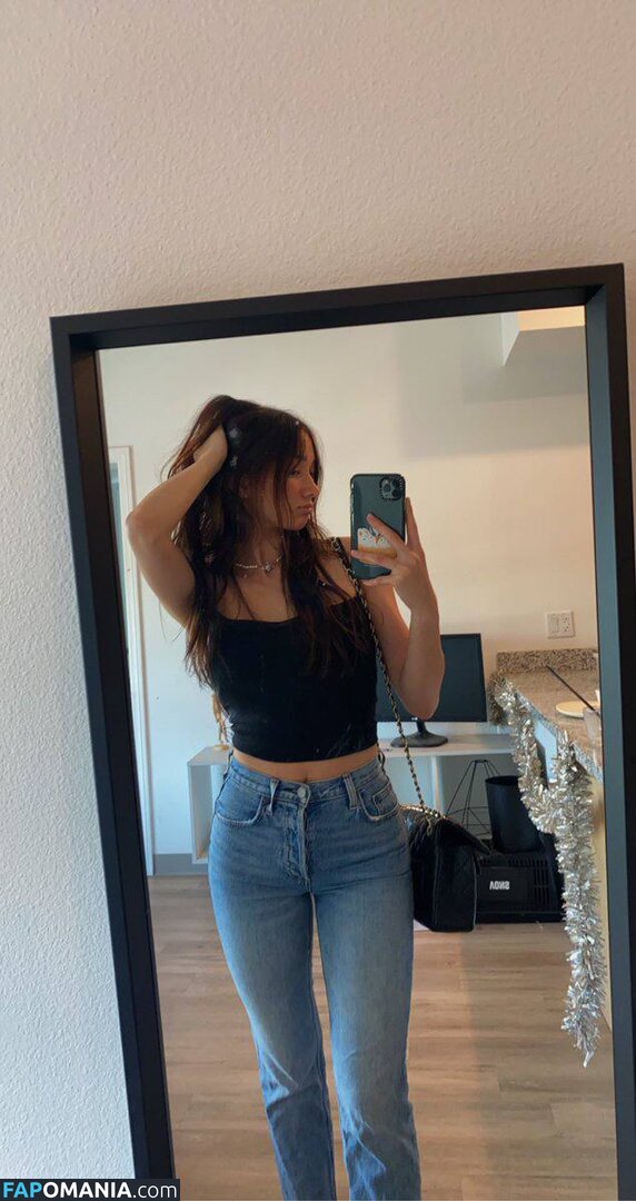 Laselyii / llessliiie / luvliii Nud OnlyFans  Fotografie scursă #21