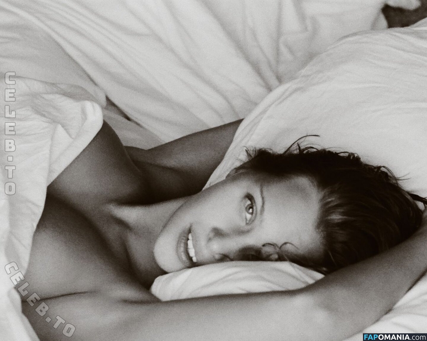 Laura Oganessian / Lauraoganessian Nud OnlyFans  Fotografie scursă #40