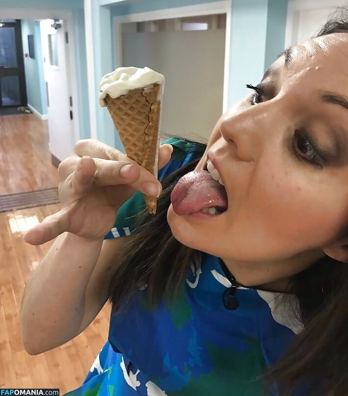 Laura Tobin Nud OnlyFans  Fotografie scursă #154