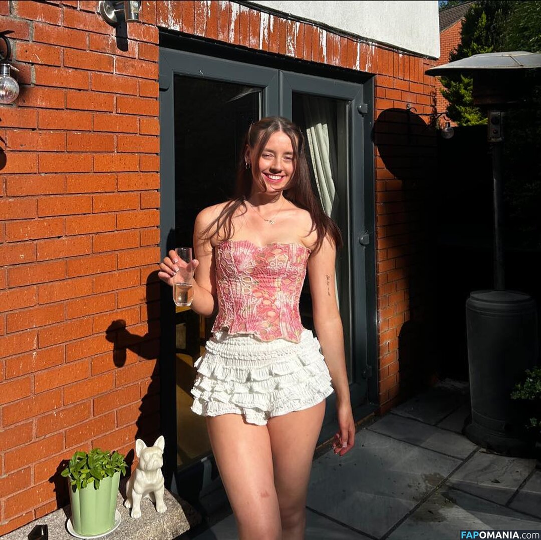 Laura Wilshaw / https: Nud OnlyFans  Fotografie scursă #3