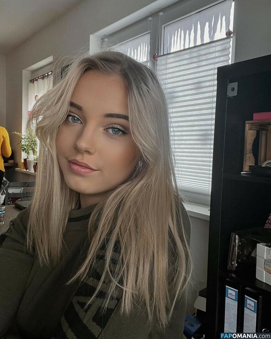 Laura / https: / laurabeverlin / llaurenha / lolilau Nud OnlyFans  Fotografie scursă #62