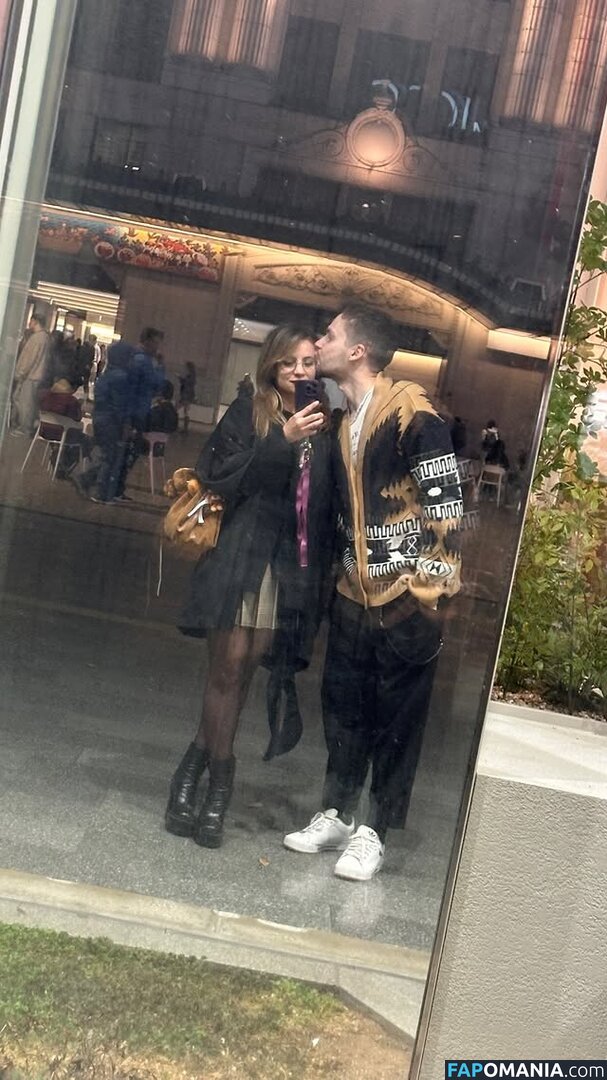 Laure Valée / laure_bv Nud OnlyFans  Fotografie scursă #165