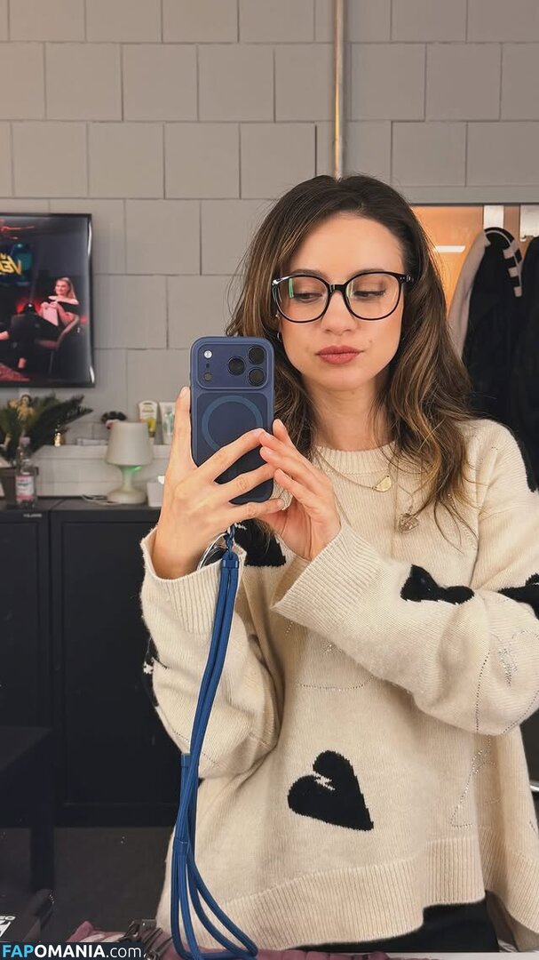 Laure Valée / laure_bv Nud OnlyFans  Fotografie scursă #166