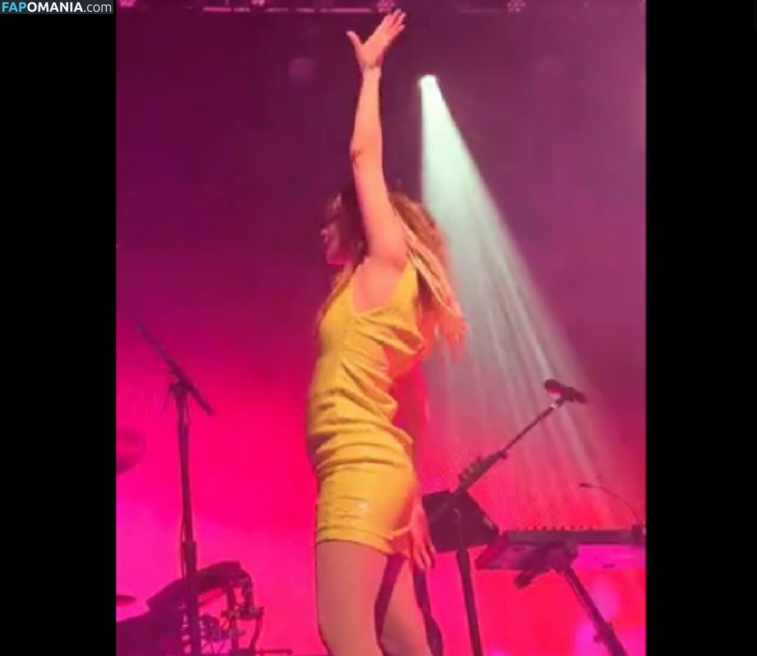 Lauren Mayberry / laurenevemayberry Nud OnlyFans  Fotografie scursă #591