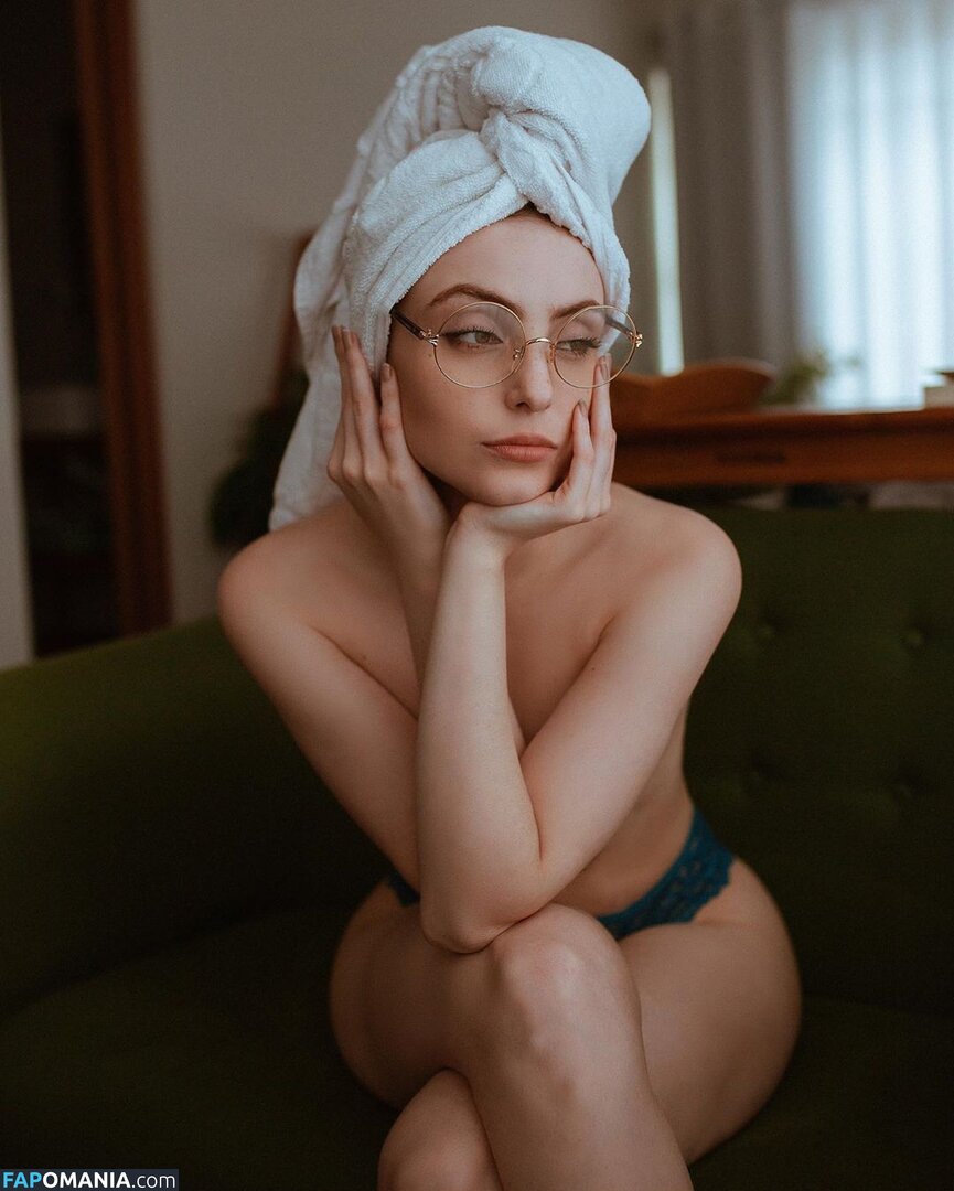 Lavinia Raizer Laahraizer / laahraizer Nud OnlyFans  Fotografie scursă #9