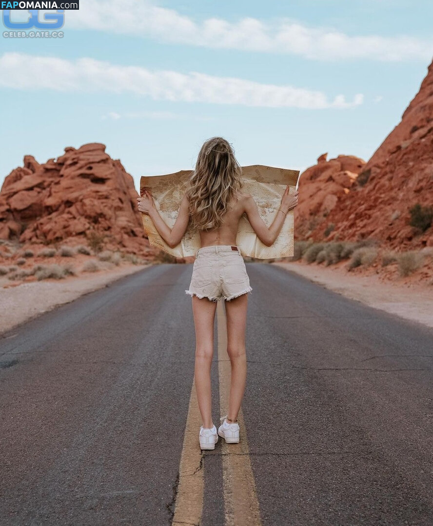 Lea Peach / Looskanal / lea / wifiloo_m Nud OnlyFans  Fotografie scursă #813