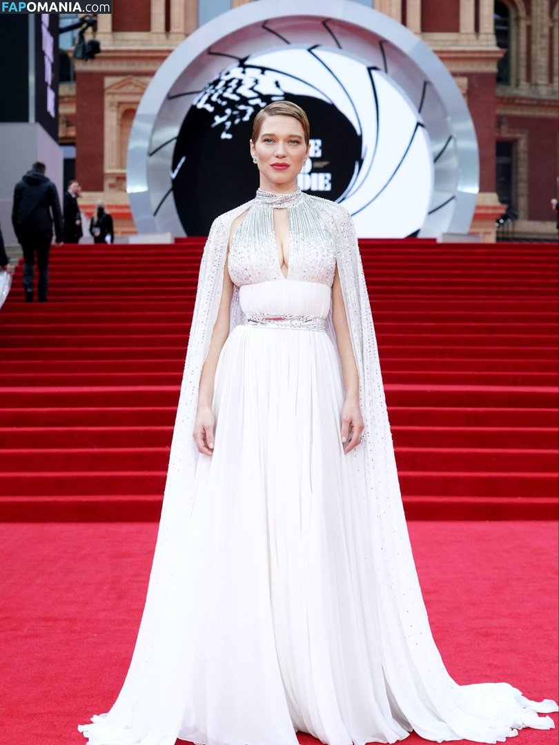 Lea Seydoux / leaseydouxfr Nud OnlyFans  Fotografie scursă #57