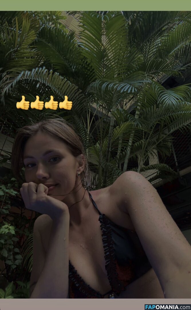 Leah Kirkup / Lmkrk / Lmkrkrk / Lmrkrk Nud OnlyFans  Fotografie scursă #9