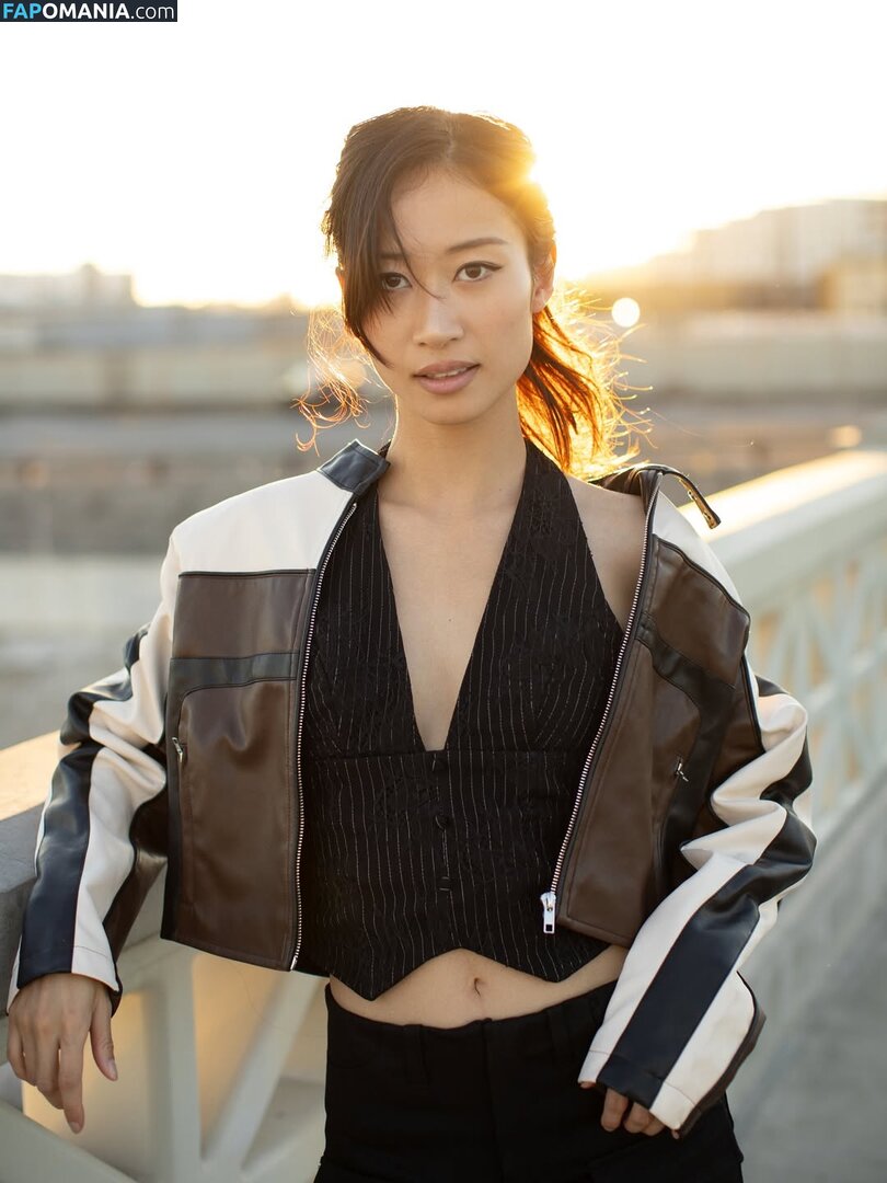 Famous Asian tiktoker / Leenda Dong / leendadong / leendaphotodumps Nud OnlyFans  Fotografie scursă #3
