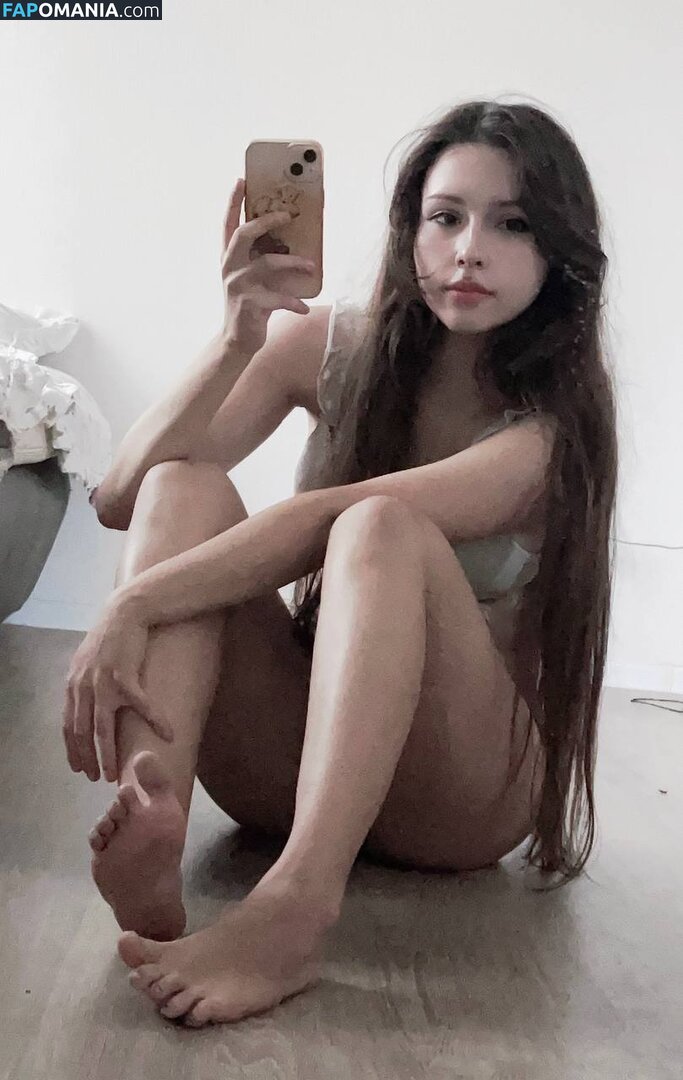 Leffelbain Nud OnlyFans  Fotografie scursă #2