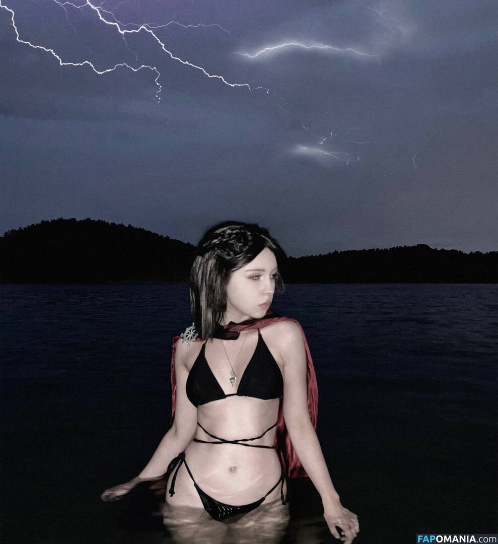 Leffelbain Nud OnlyFans  Fotografie scursă #5