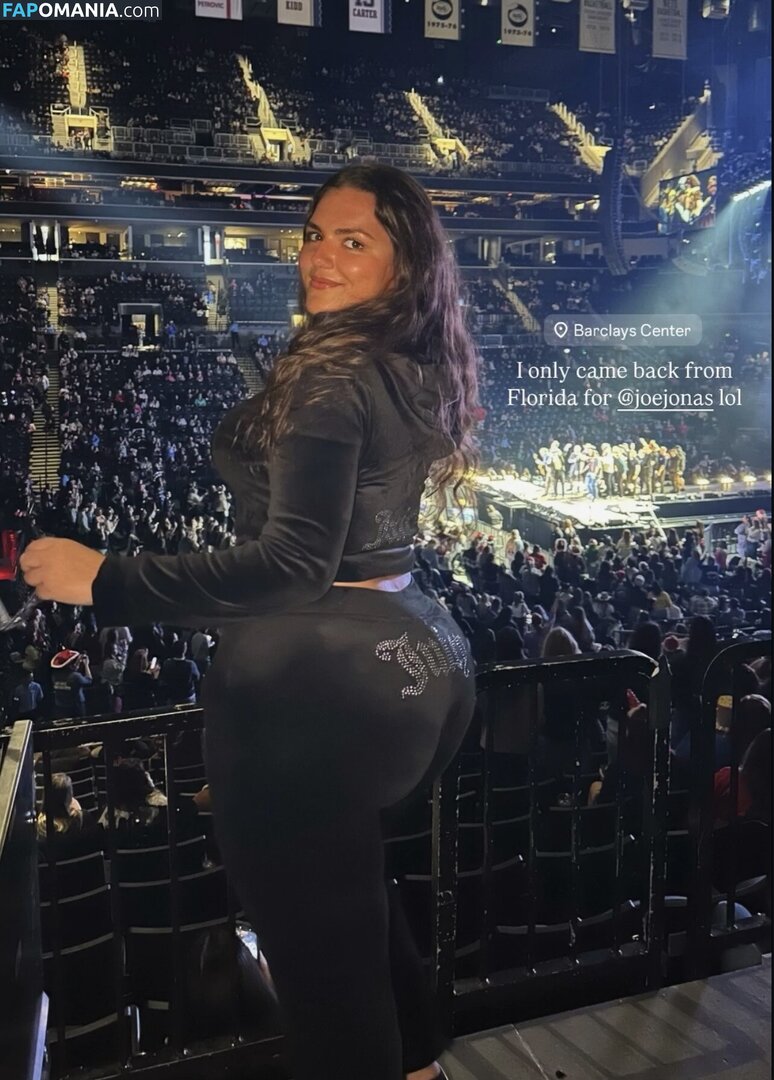 Lejneziri / lejlaneziri Nud OnlyFans  Fotografie scursă #1