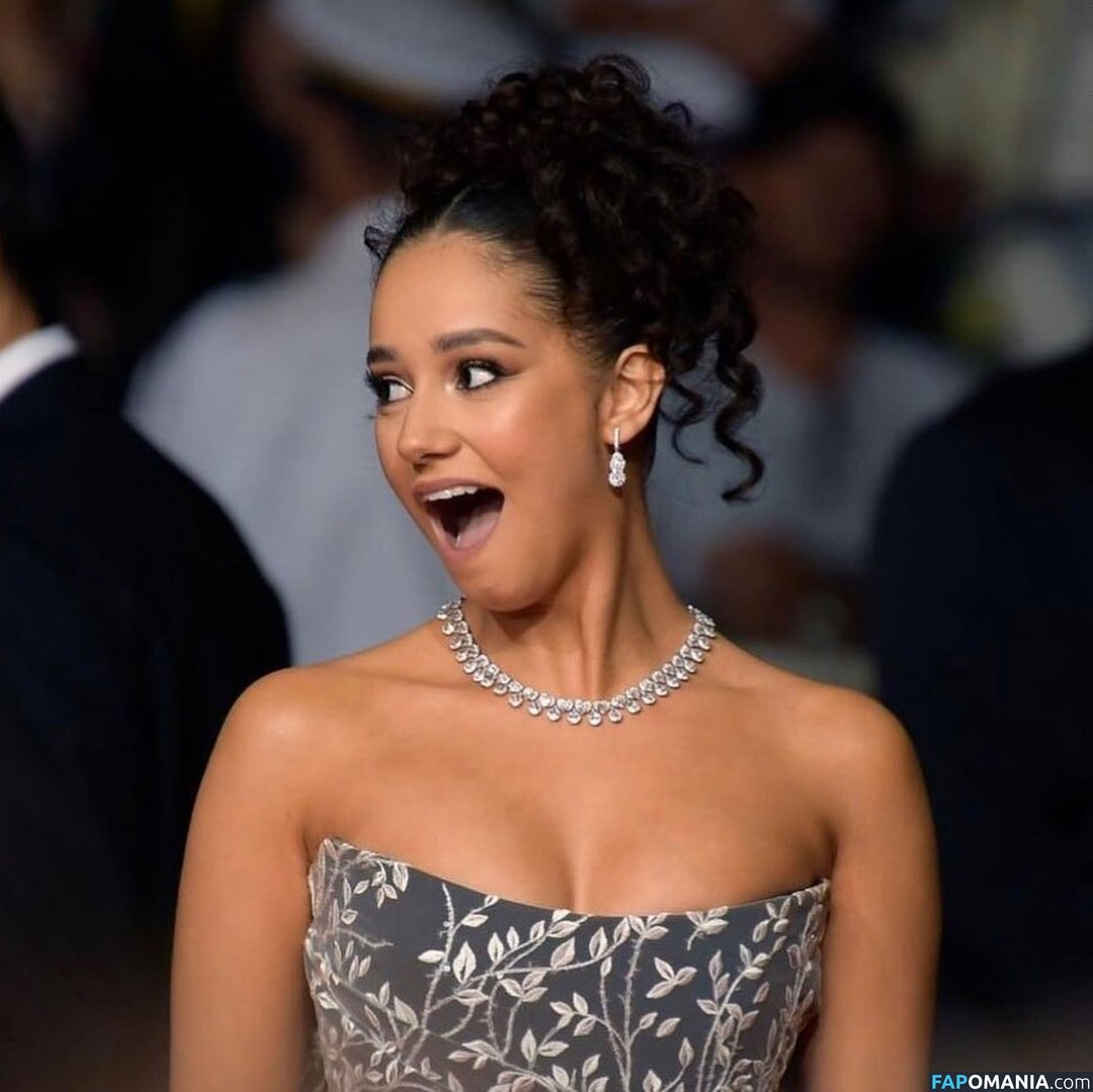 Lena Mahfouf / Lena Situations / lenaanderson / lenamahfouf / lenasituations Nud OnlyFans  Fotografie scursă #21