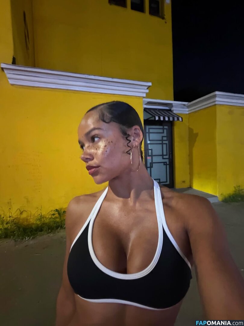 Liana Maria / lianamariaofficial Nud OnlyFans  Fotografie scursă #14
