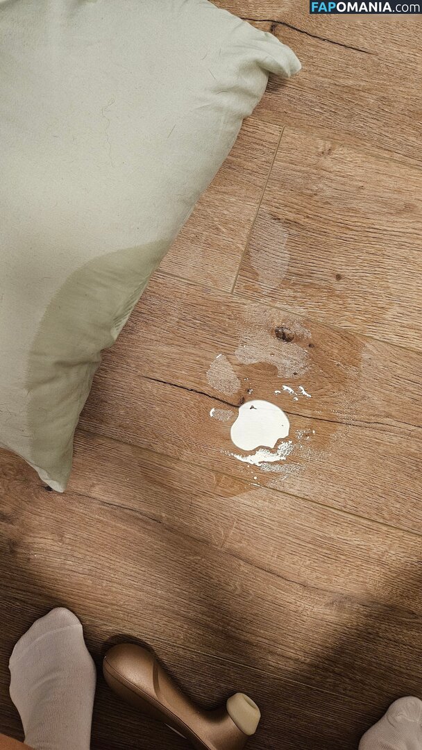 kalemia / lil_hanne / lilhanne Nud OnlyFans  Fotografie scursă #379