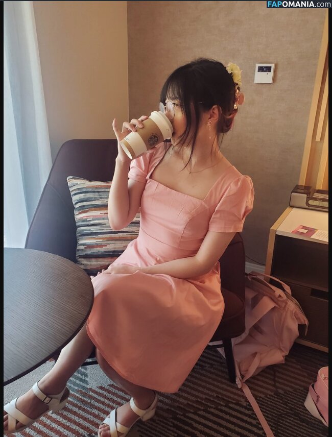 LilyPichu / onlysaber Nud OnlyFans  Fotografie scursă #4
