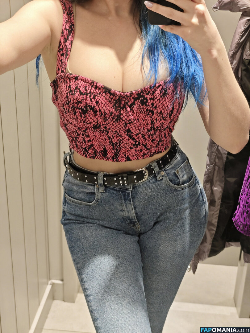 Lipisinkaaa / kazantseva_mimimi Nud OnlyFans  Fotografie scursă #387