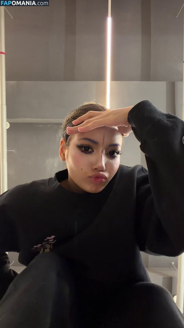 Lisa Blackpink Nud OnlyFans  Fotografie scursă #278