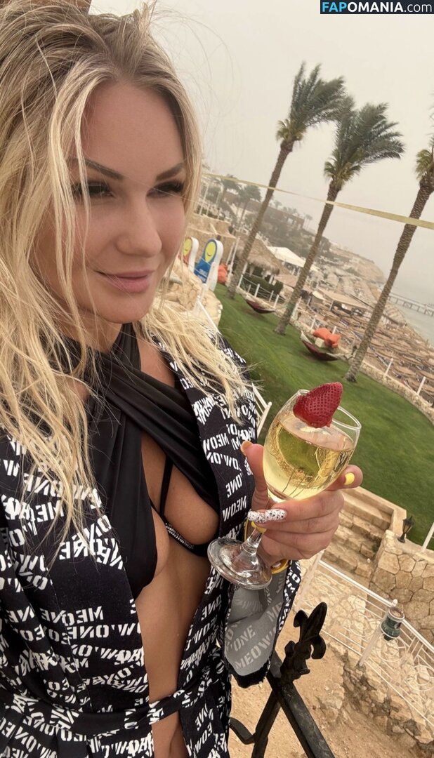 Julija Lisichkina Lisa1303.90 / lisa1303.90 Nud OnlyFans  Fotografie scursă #9
