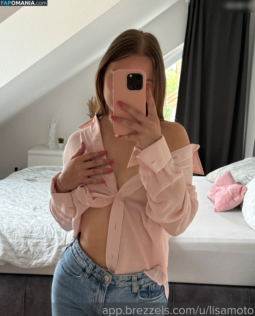 Lisamoto / lisaa.moto Nud OnlyFans  Fotografie scursă #82