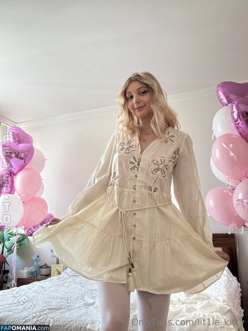 Emili / Lit1le_Kitty_ / https: / lit1le_kitty Nud OnlyFans  Fotografie scursă #5