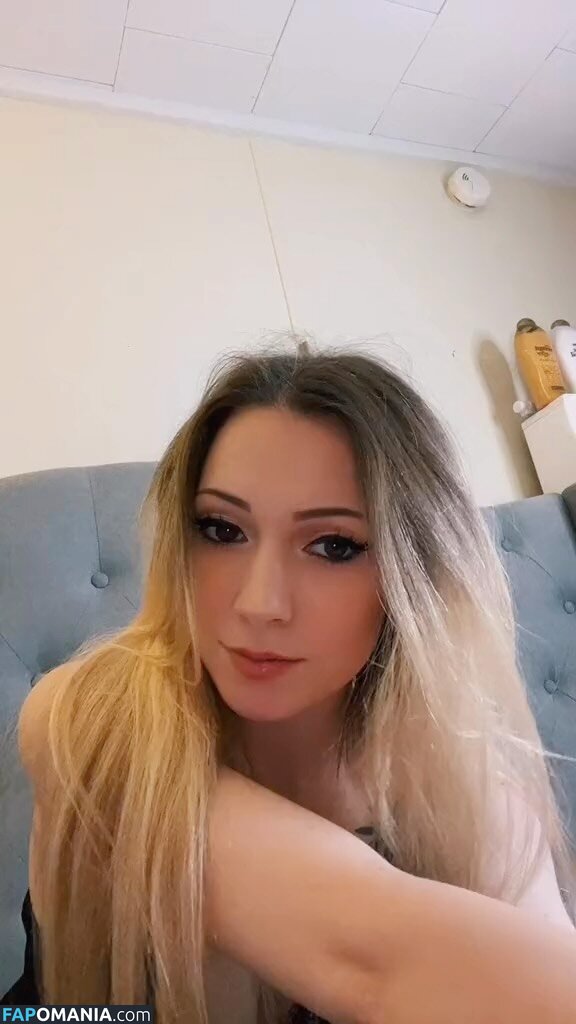 Little Momma / Littleemommaa21 / littlee.mommaa23 / littleemommaa23 Nud OnlyFans  Fotografie scursă #2