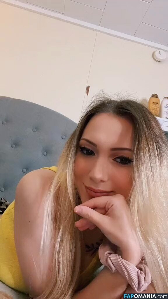 Little Momma / Littleemommaa21 / littlee.mommaa23 / littleemommaa23 Nud OnlyFans  Fotografie scursă #7