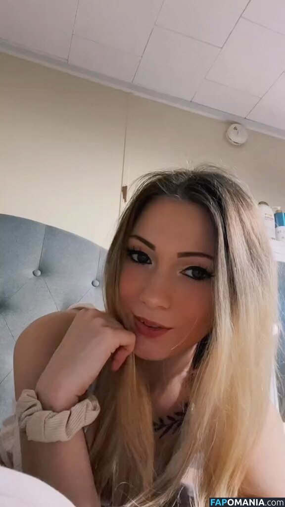 Little Momma / Littleemommaa21 / littlee.mommaa23 / littleemommaa23 Nud OnlyFans  Fotografie scursă #17