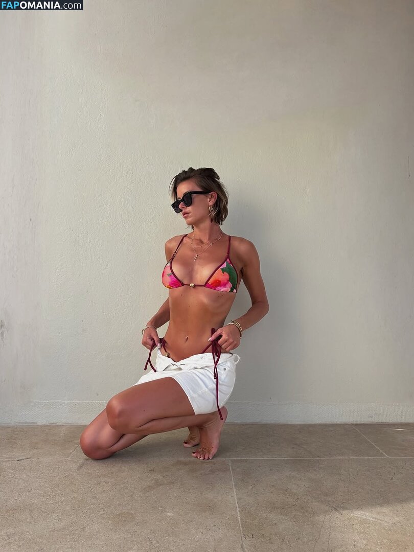Liv Bentley / Olivia Bentley / oliviabentleyk / theoliviabentley Nud OnlyFans  Fotografie scursă #8