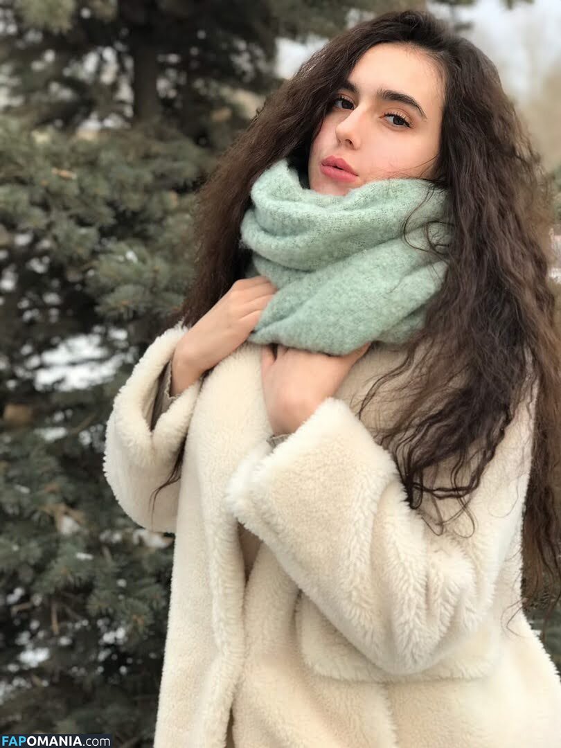 Lizzi69 / lizablack69 / maltseva693 / u127767299 Nud OnlyFans  Fotografie scursă #10