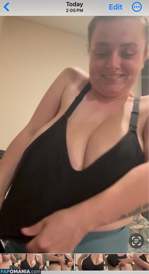 Lorelei Wilfong / https: / loreleiandromedawilfong / loreleiwilfong Nud OnlyFans  Fotografie scursă #11