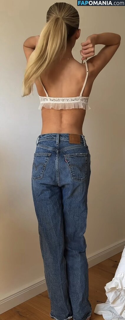 Lotta Emilie Stichler / lottastichler Nud OnlyFans  Fotografie scursă #22