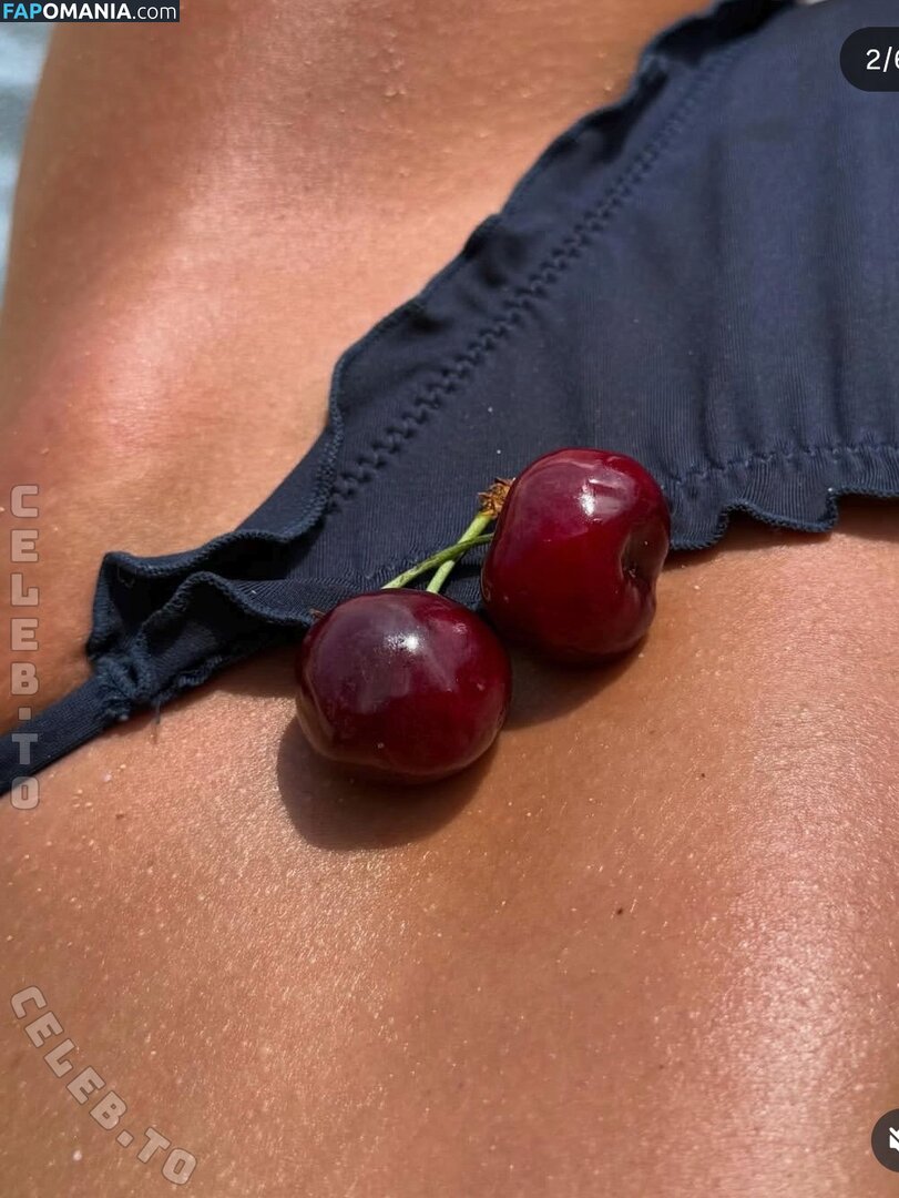Lotta Emilie Stichler / lottastichler Nud OnlyFans  Fotografie scursă #39