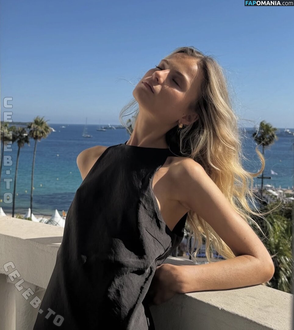 Lotta Emilie Stichler / lottastichler Nud OnlyFans  Fotografie scursă #46