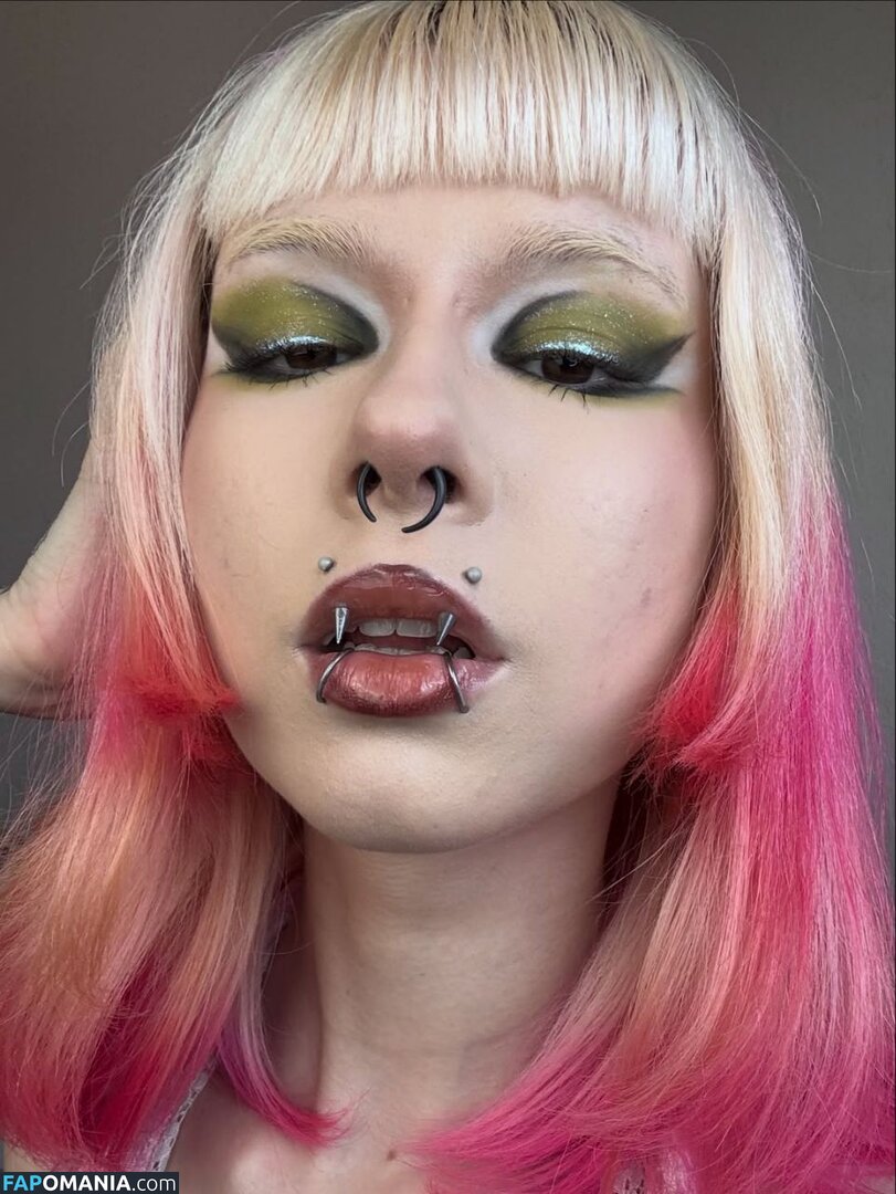 Luh Setra / luhsetraoficial Nud OnlyFans  Fotografie scursă #3