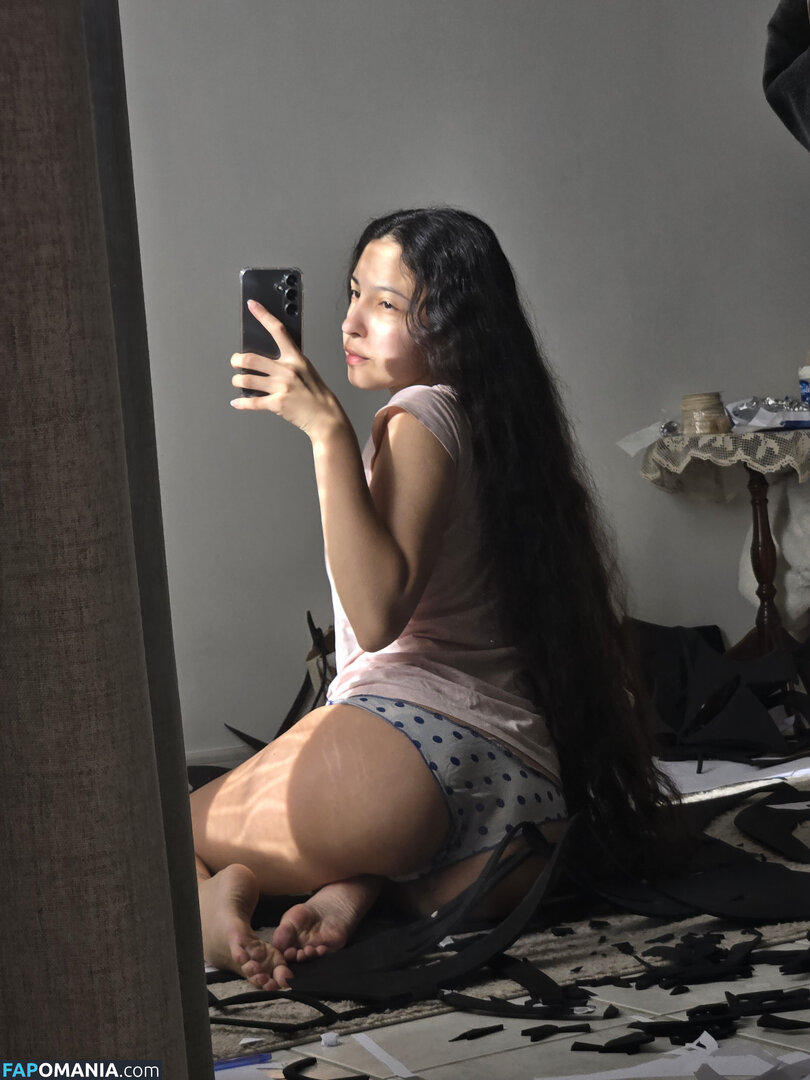 Luna Myosotis / LunaMyosotis Nud OnlyFans  Fotografie scursă #3