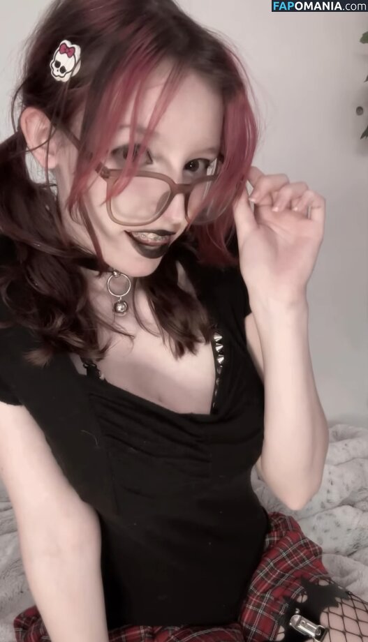 LunarStarshine / LunarSunshine / luna_sunshine_official / lunasunshine420 Nud OnlyFans  Fotografie scursă #3