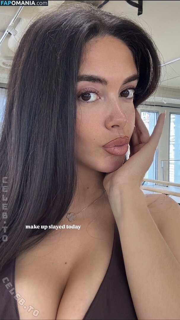 Lya Aylin / Lya.Aylin Nud OnlyFans  Fotografie scursă #76