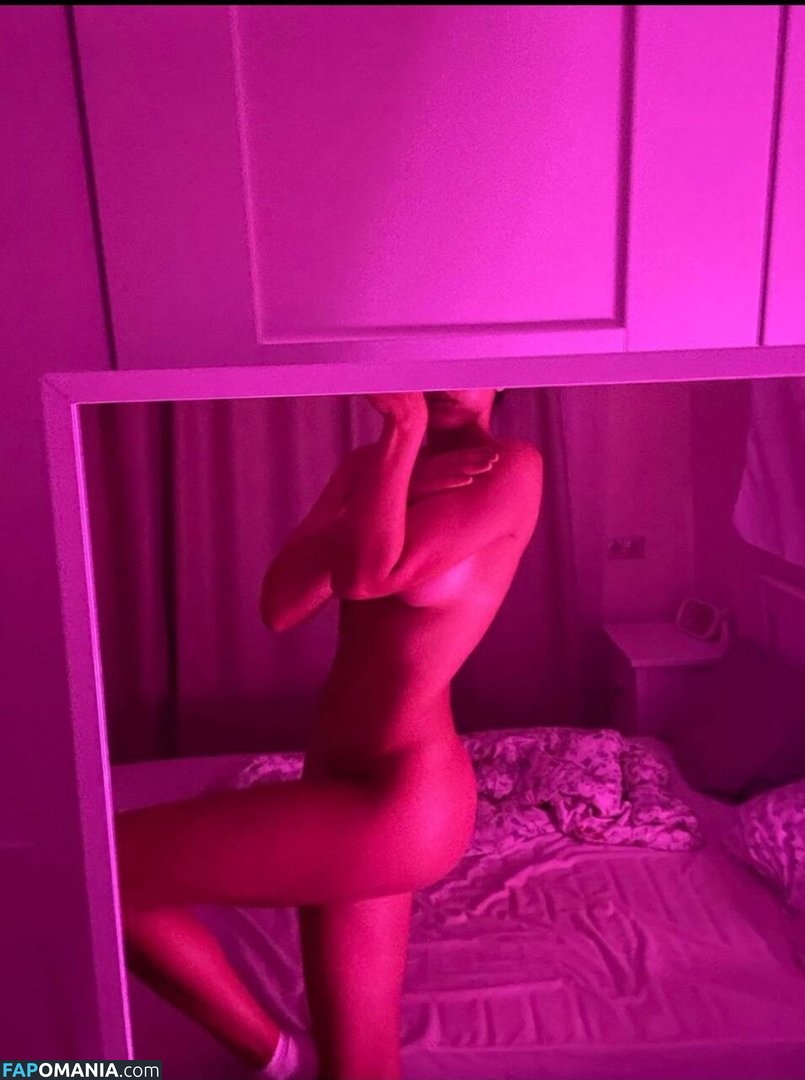 Lydia / owlida / pissqu33n Nud OnlyFans  Fotografie scursă #3