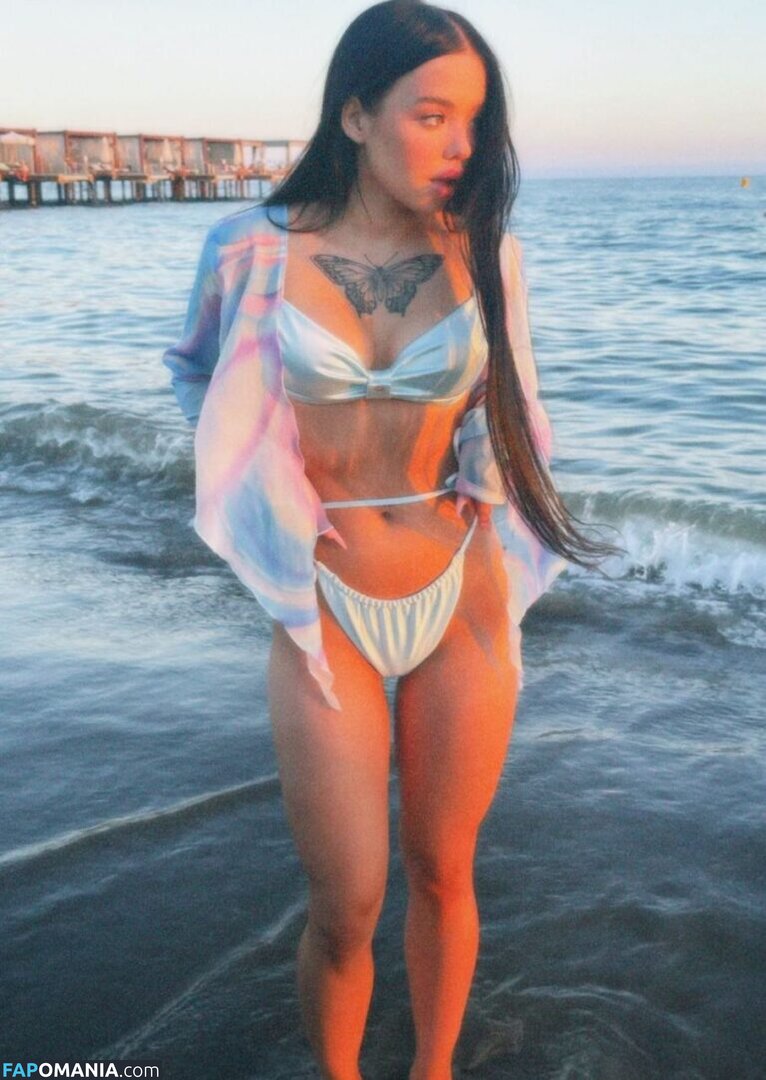 lyna_com2000 Nud OnlyFans  Fotografie scursă #8