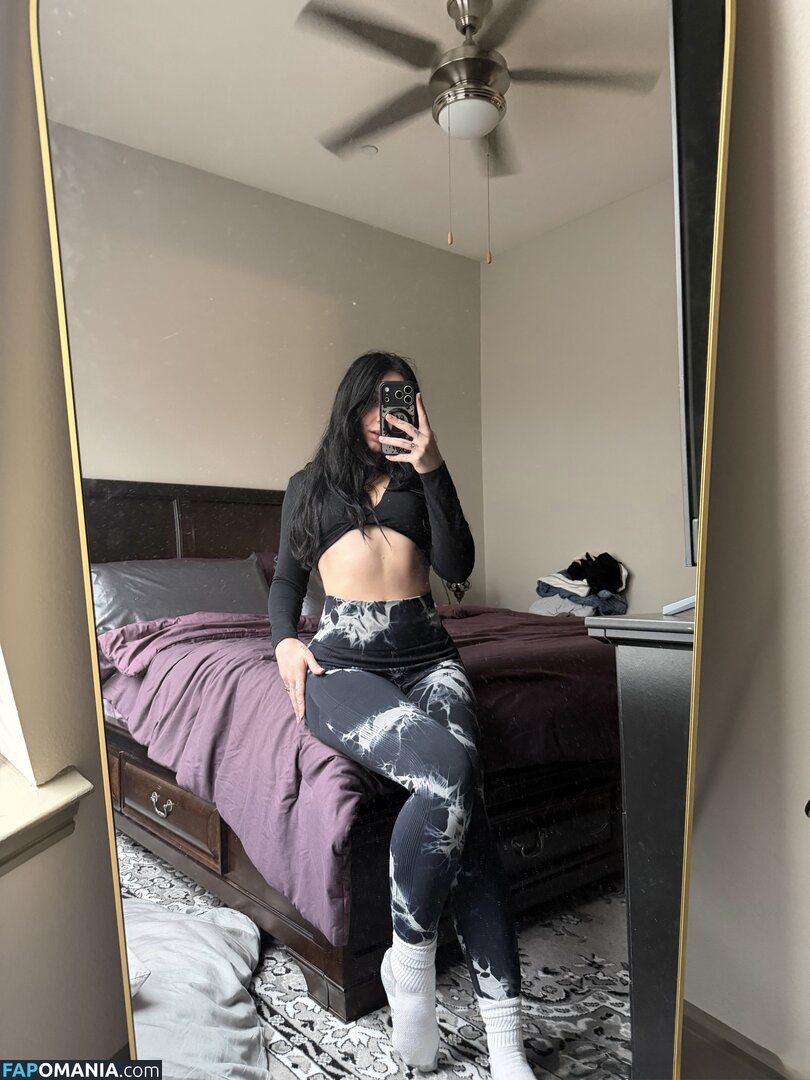 Lyndi / Lyndi__ / lindsayelizzabeth / lyndihassell Nud OnlyFans  Fotografie scursă #3