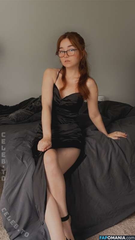 Lyssaurora / https: Nud OnlyFans  Fotografie scursă #343