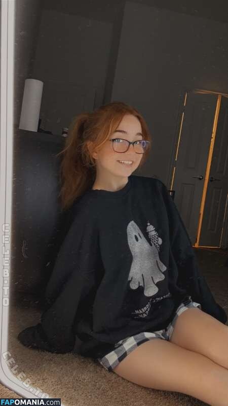 Lyssaurora / https: Nud OnlyFans  Fotografie scursă #361
