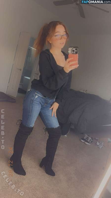Lyssaurora / https: Nud OnlyFans  Fotografie scursă #397