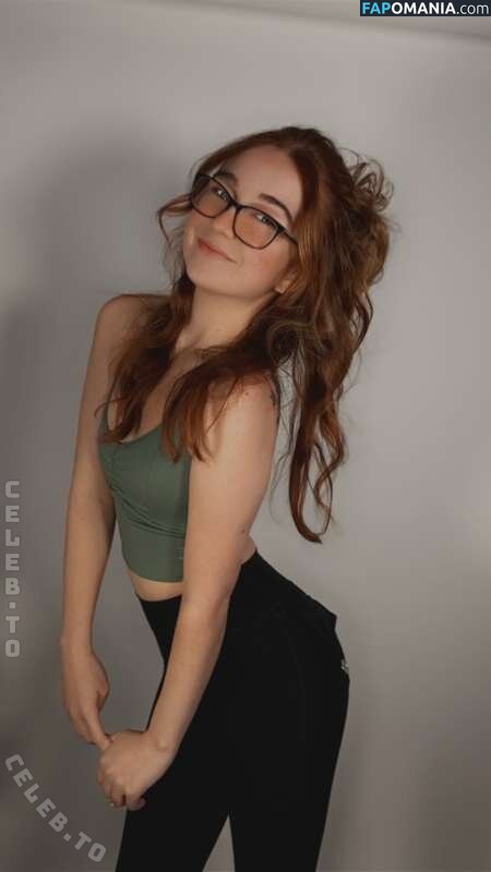 Lyssaurora / https: Nud OnlyFans  Fotografie scursă #511
