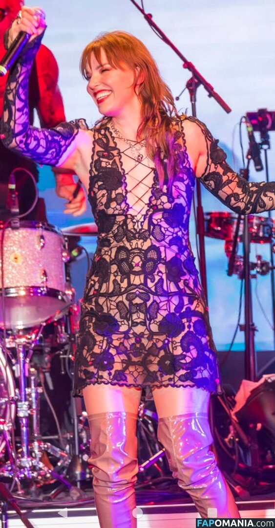 Lzzy Hale / officiallzzyhale Nud OnlyFans  Fotografie scursă #1