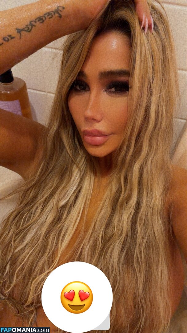 M___A___N___I / https: / ma___nni / ma___nni2 Nud OnlyFans  Fotografie scursă #3