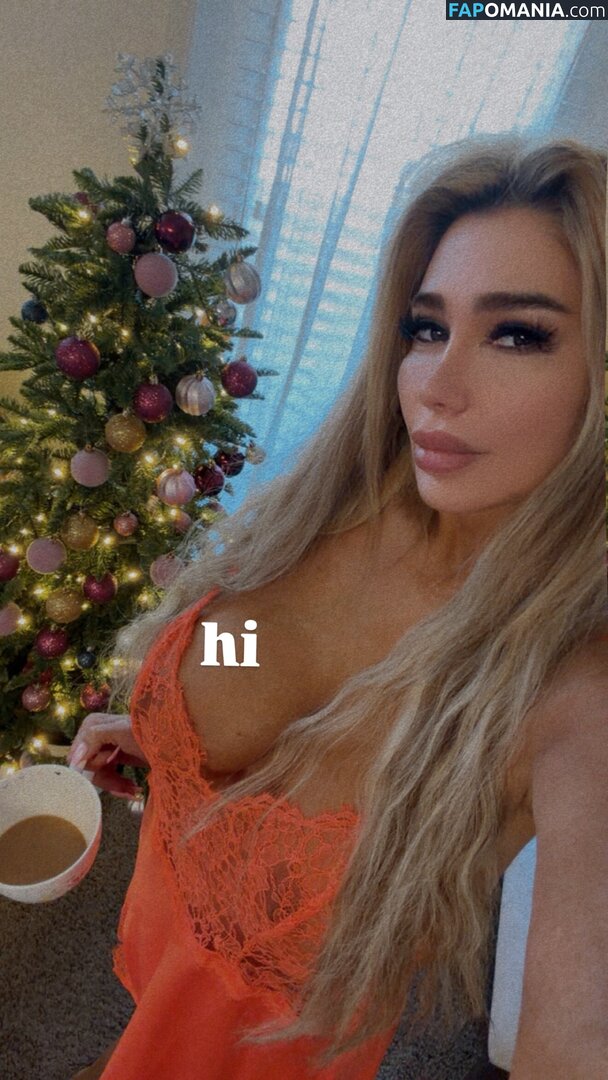 M___A___N___I / https: / ma___nni / ma___nni2 Nud OnlyFans  Fotografie scursă #5