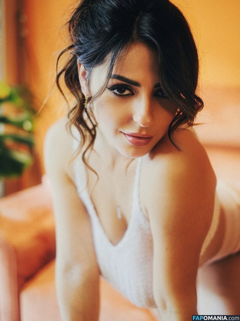 Maddalena Cabizzosu / madame_x_93 / madamex93 Nud OnlyFans  Fotografie scursă #5